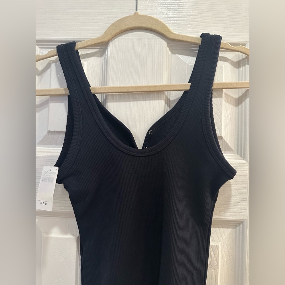 Abercrombie & Fitch Snap front black bodysuit - Picture 6 of 8